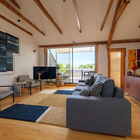 Rooftop Terrace Apart With View 4 Bedrooms, 4 Bathrooms And Ac Lisboa