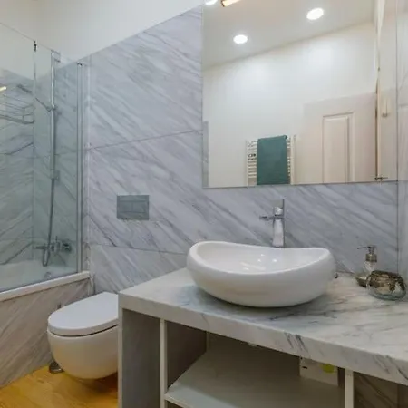 Rooftop Terrace Apart With View 4 Bedrooms, 4 Bathrooms And Ac Appartement